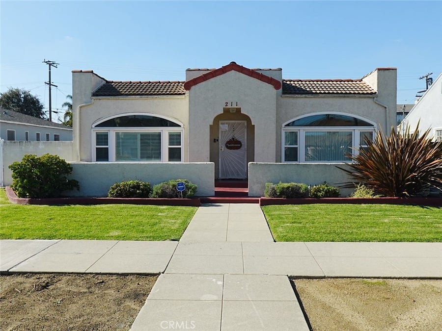 Property photo for 211 S Poinsettia Avenue, Compton, CA