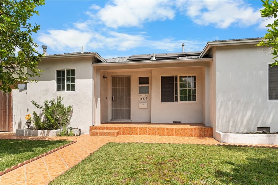 Property photo for 16637 Victory Boulevard, Van Nuys, CA