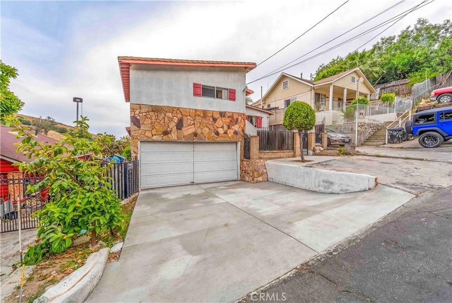 Property photo for 3680 Rolle, Los Angeles, CA