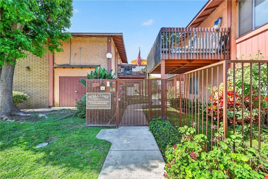 Property photo for 5905 Rosemead Blvd, #21, Pico Rivera, CA