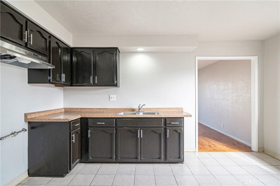 Property photo for 1308 E Oaks Street, #C, Compton, CA