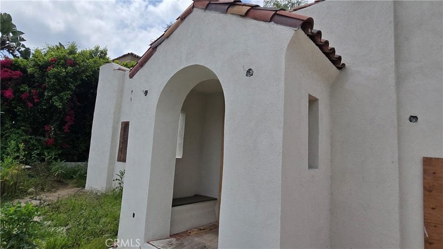Property photo for 2680 Ivan Hill, Los Angeles, CA