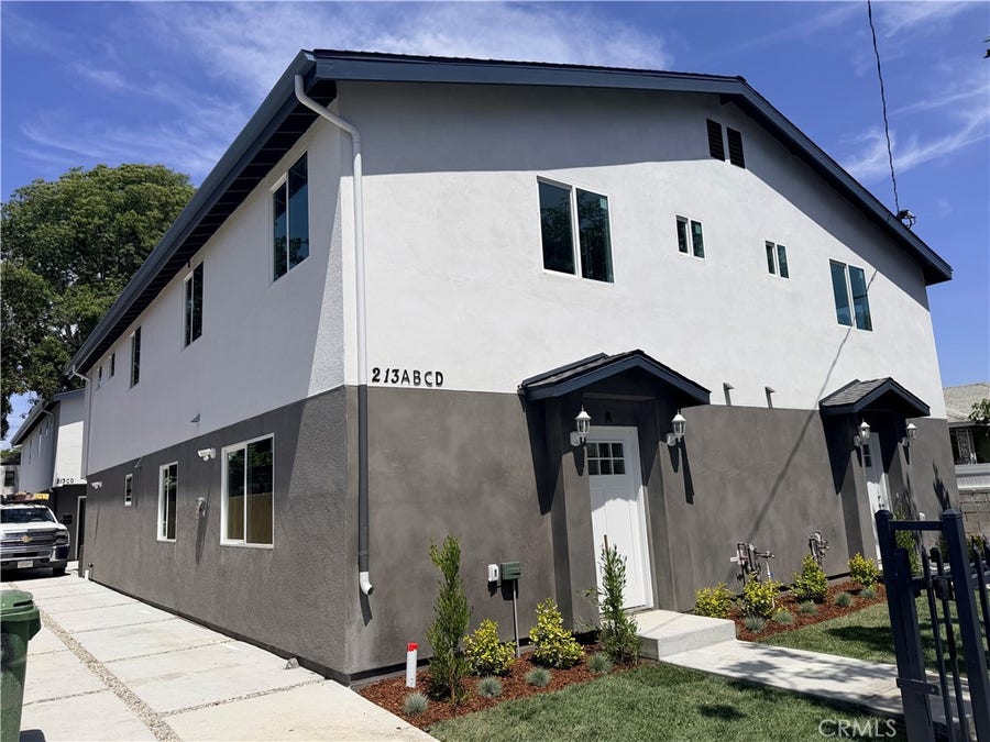Property photo for 213 E Raymond, Compton, CA