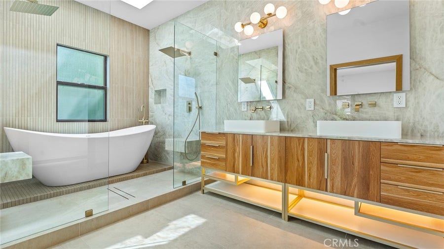 Property photo for 514 W Washington Blvd, Pasadena, CA