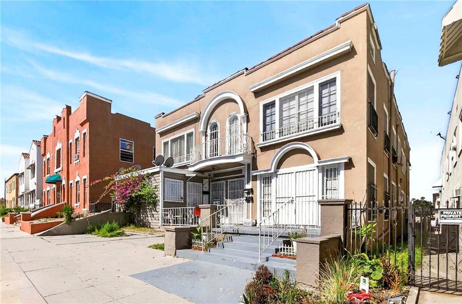Property photo for 139 S Manhattan, Los Angeles, CA