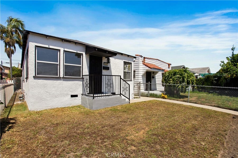 Property photo for 1547 W 60th Place, Los Angeles, CA