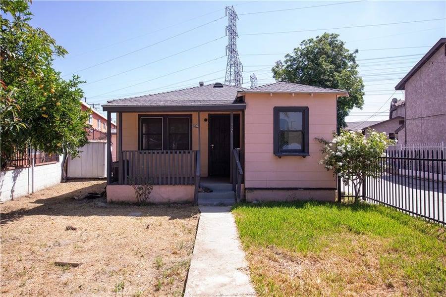 Property photo for 8022 Felix, Bell Gardens, CA
