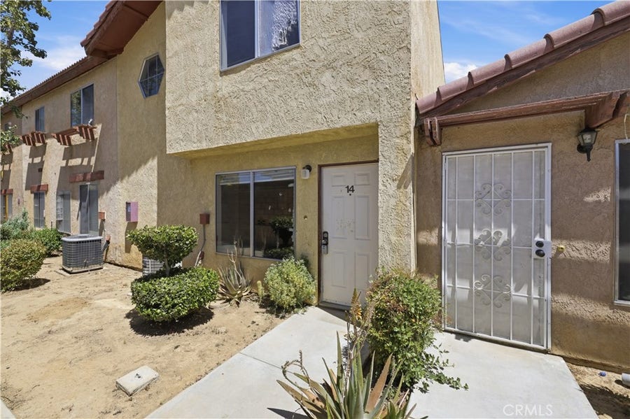 Property photo for 1700 E Avenue Q14, #14, Palmdale, CA
