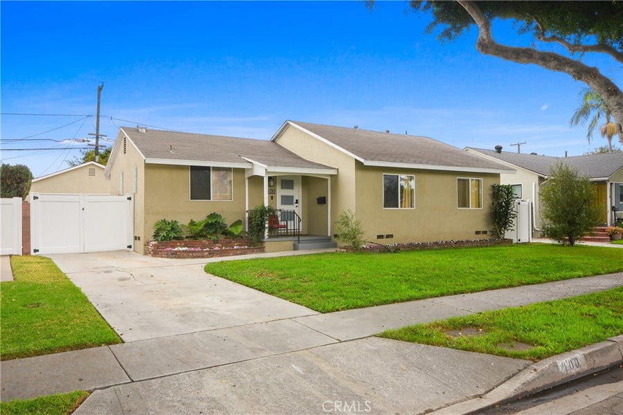 Property photo for 100 W Bort Street, Long Beach, CA