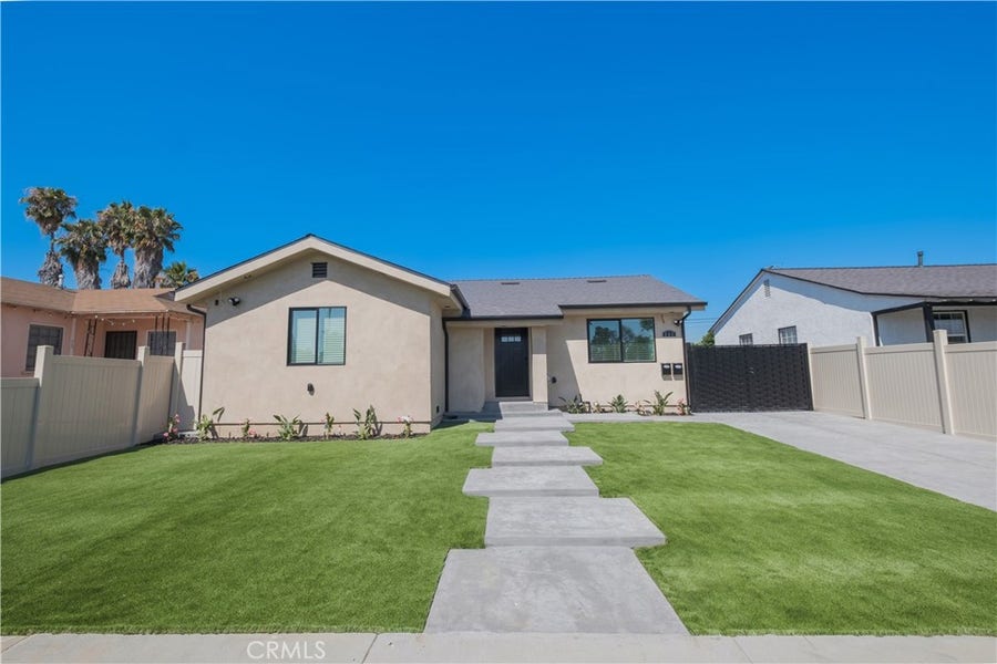 Property photo for 223 S Aprilia Ave, Compton, CA
