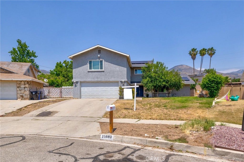 25880 Avalon, San Bernardino, CA 92404 25880 Avalon, San Bernardino, CA 92404