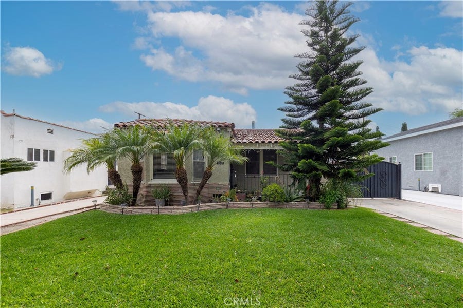 Property photo for 6612 Plaska Ave, Huntington Park, CA