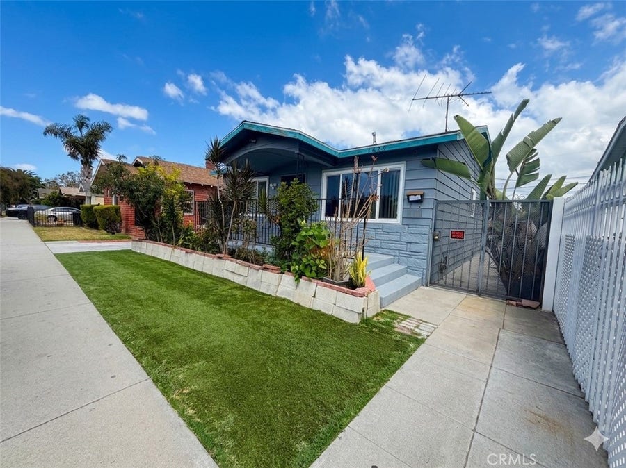 Property photo for 1425 W Gage Avenue, Los Angeles, CA