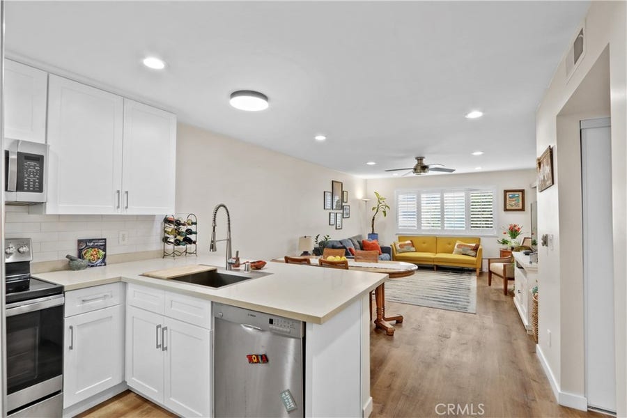 Property photo for 2332 E 17th Street, #103, Long Beach, CA