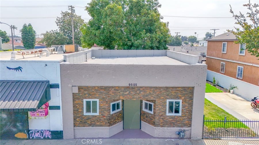 Property photo for 9502 S Main, Los Angeles, CA