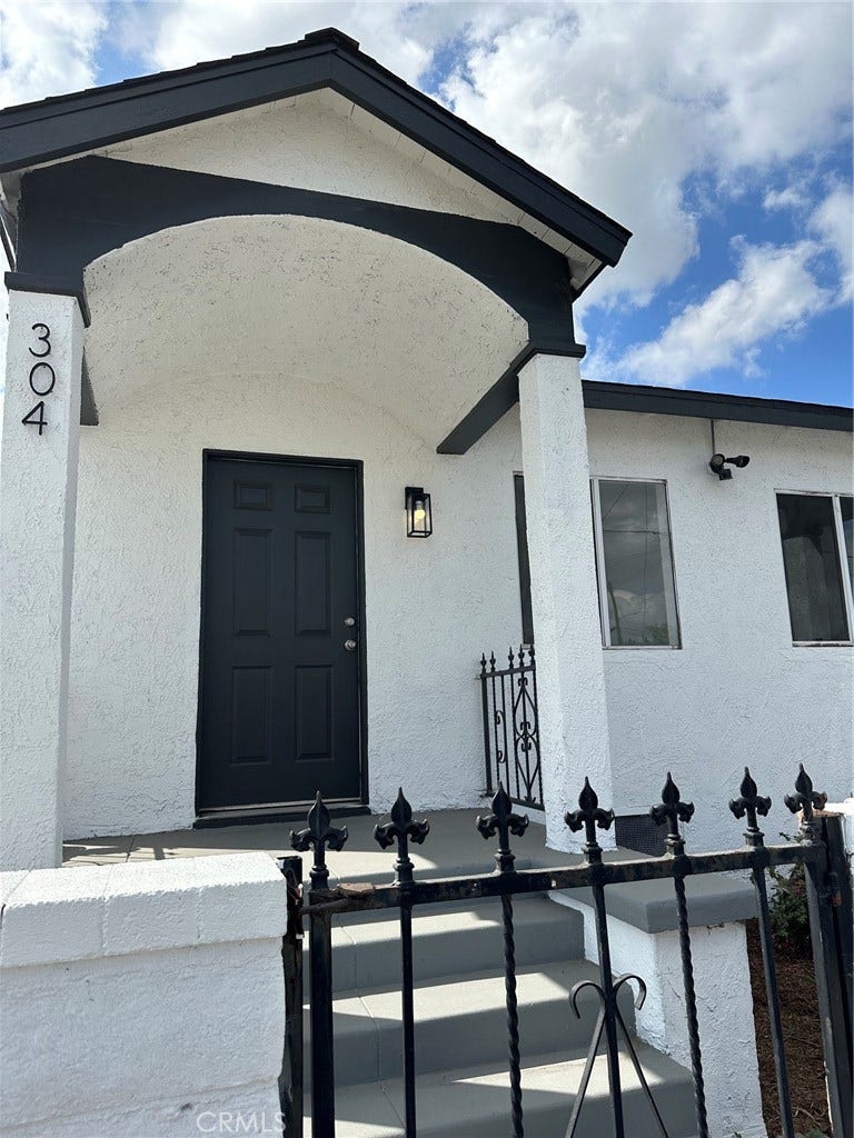 Property photo for 304 W Cedar, Compton, CA