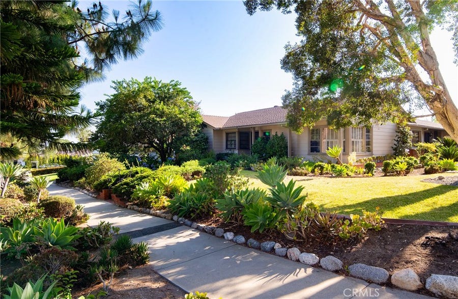 Property photo for 2201 Roosevelt Avenue, Altadena, CA