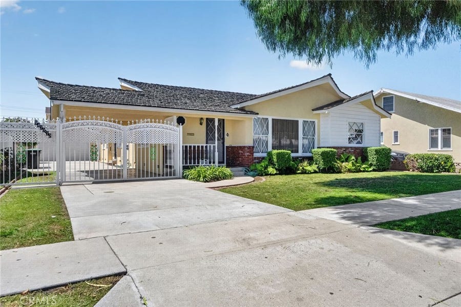 Property photo for 9470 Foster, Bellflower, CA