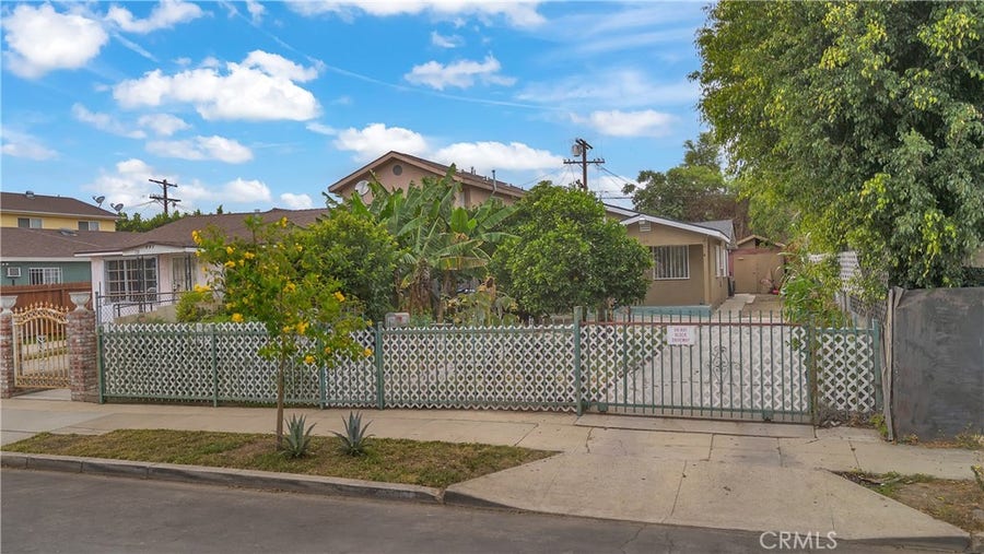 Property photo for 127 W 111th St, Los Angeles, CA