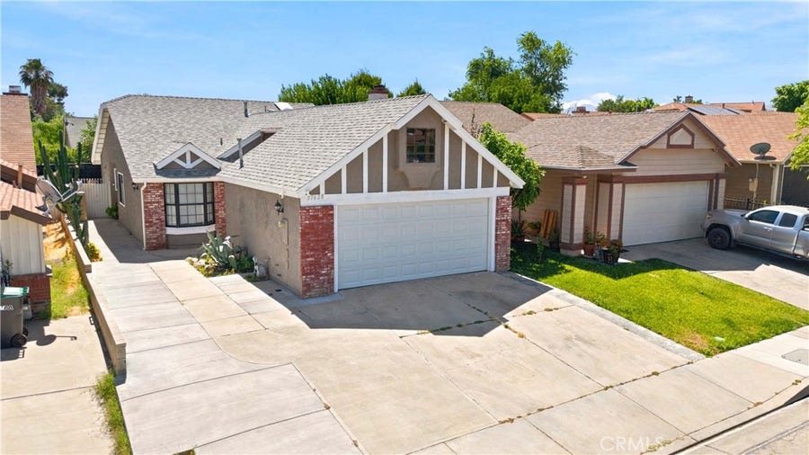 Property photo for 37628 15th E, Palmdale, CA