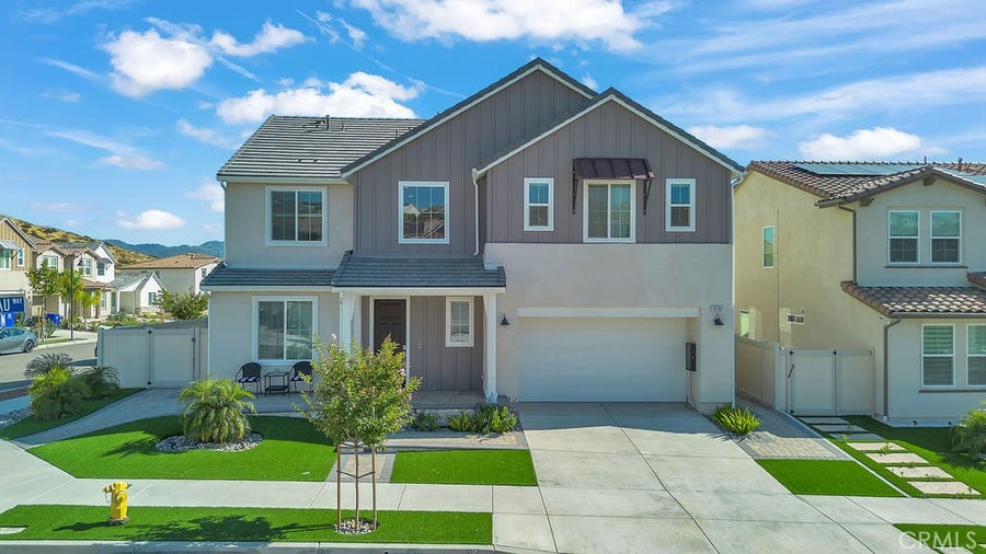 Property photo for 18100 Tableau, Saugus, CA