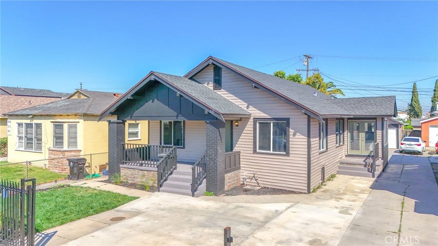 Property photo for 205 W 98th, Los Angeles, CA