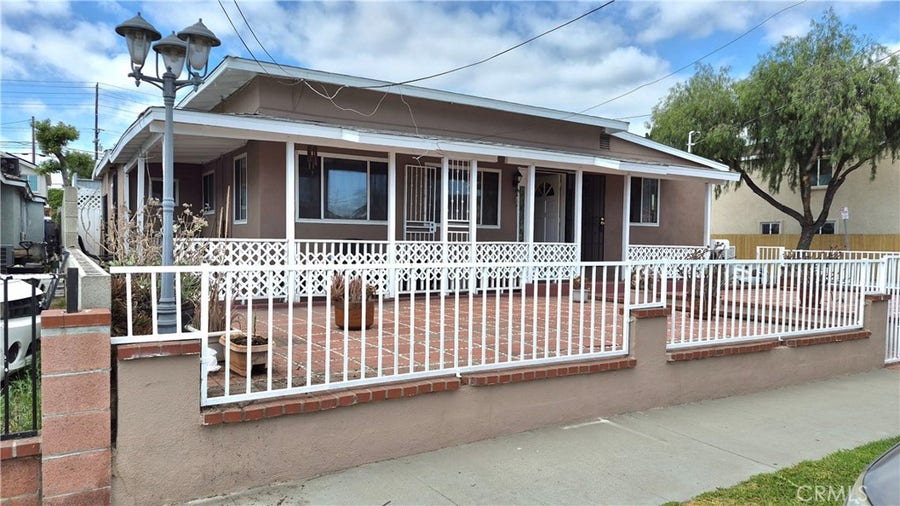 Property photo for 3661 Seabright Avenue, Long Beach, CA