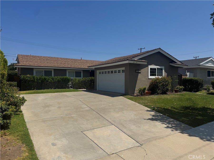 Property photo for 22537 Paraguay Drive, Saugus, CA