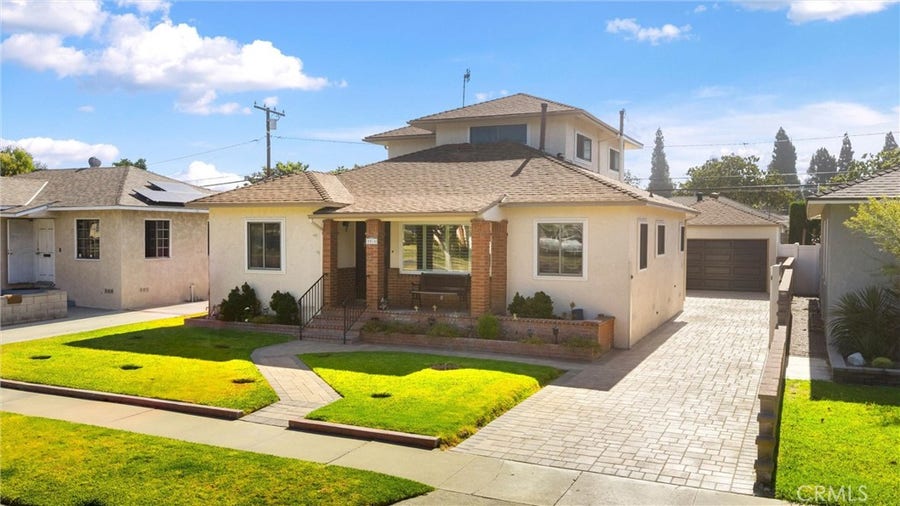 Property photo for 5018 Bellflower Boulevard, Lakewood, CA