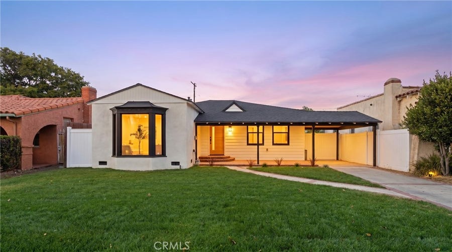 Property photo for 8104 S 2nd, Inglewood, CA