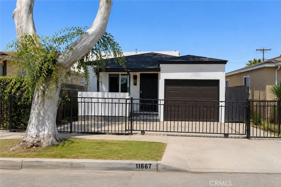 Property photo for 11667 Elm, Lynwood, CA