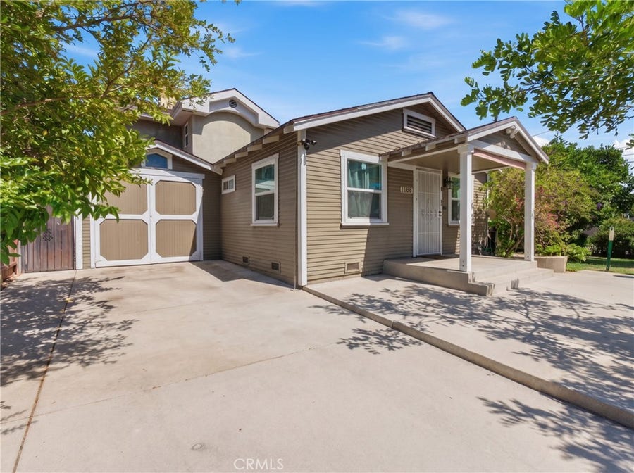 Property photo for 1164 Mentone, Pasadena, CA