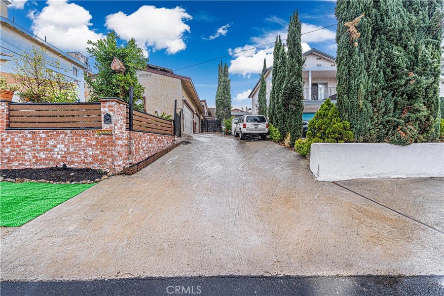 Property photo for 10334 Tujunga Canyon, Los Angeles, CA