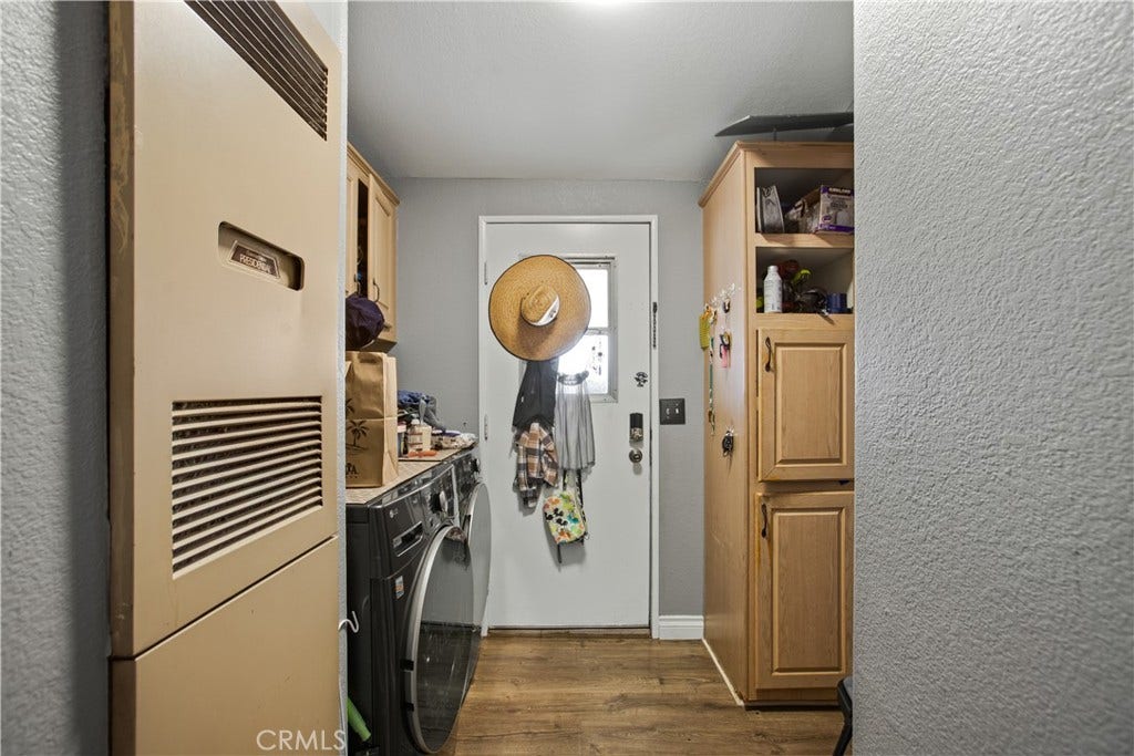 21217 Washington Ave, #Spc 18, Walnut, CA 91789 Laundry Area (In Unit)