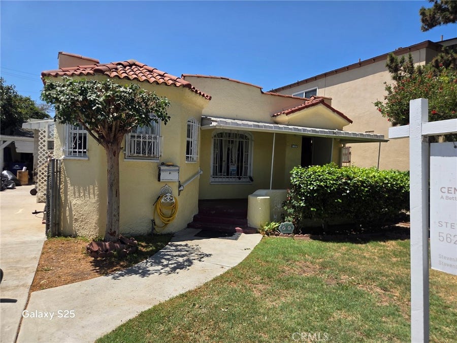 Property photo for 9613 Virginia Ave, South Gate, CA