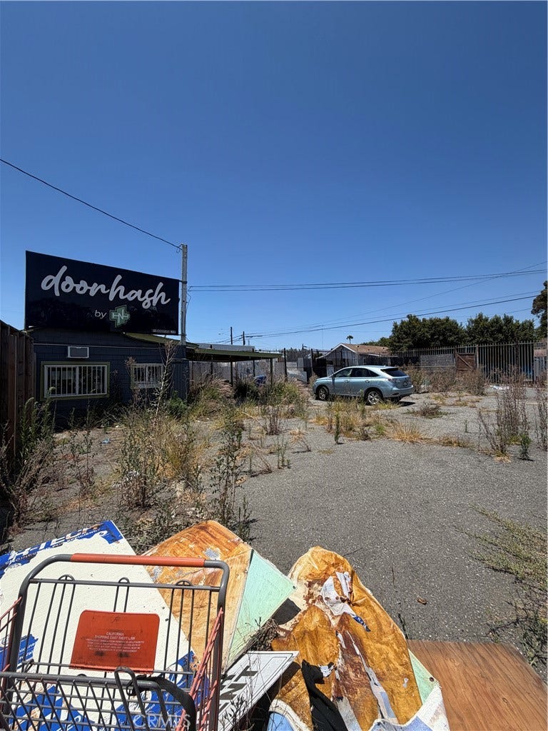 Property photo for 901 W Anaheim, Los Angeles, CA