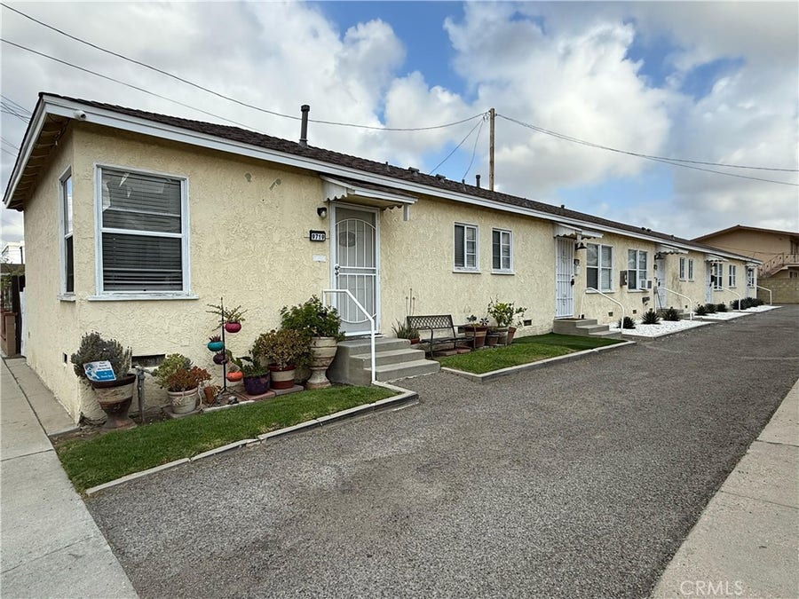Property photo for 9719 Belmont, Bellflower, CA