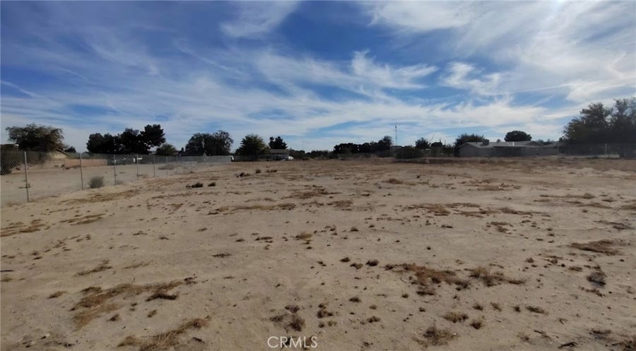 Property photo for 40935 166 St E, Lancaster, CA
