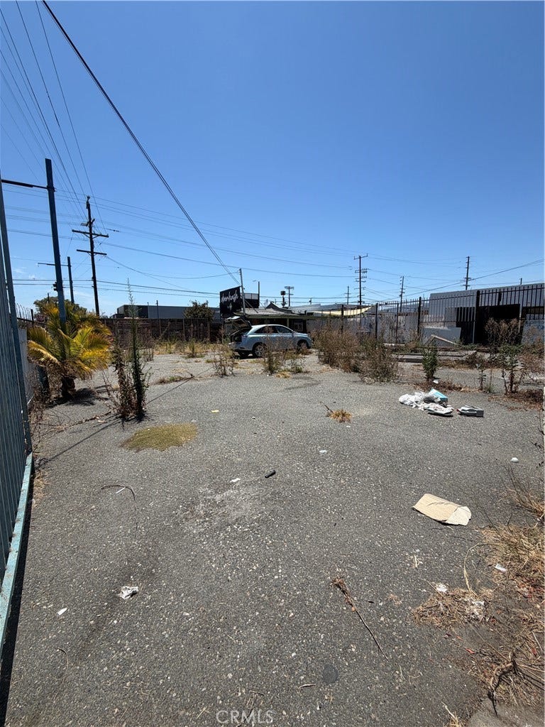Property photo for 901 W Anaheim, Los Angeles, CA