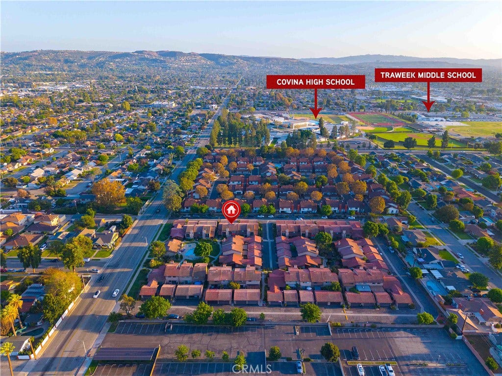 189 S Hollenbeck, Covina, CA 91723 189 S Hollenbeck, Covina, CA 91723