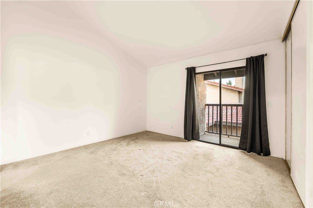 189 S Hollenbeck, Covina, CA 91723 189 S Hollenbeck, Covina, CA 91723