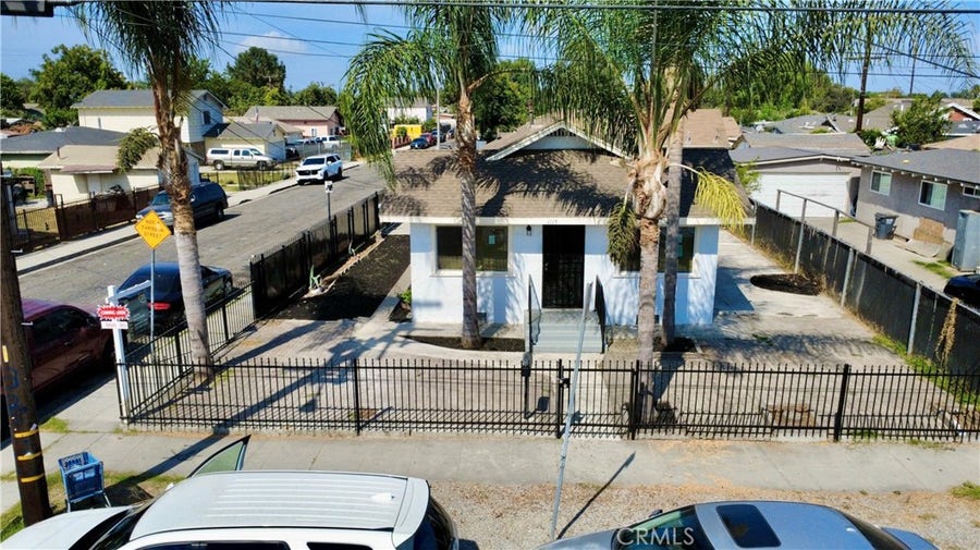Property photo for 1115 S Acacia, Compton, CA