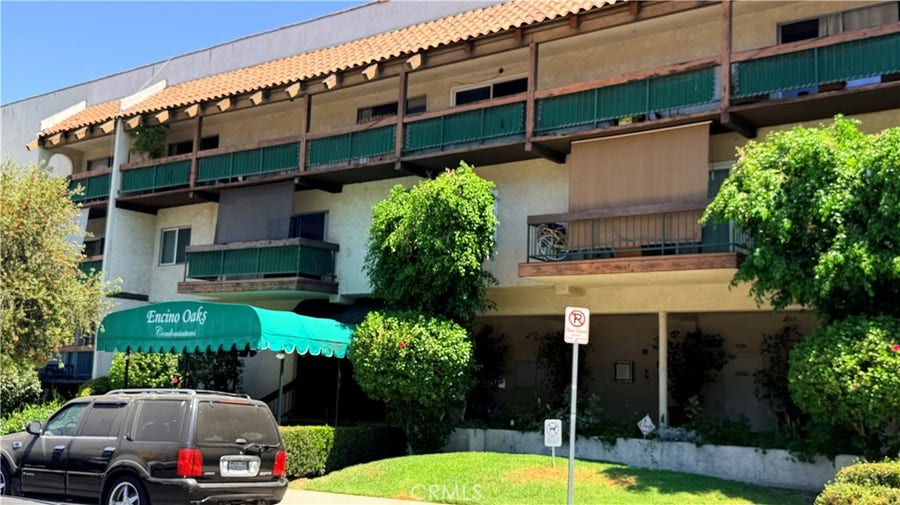 Property photo for 5460 White Oak No. D312, Los Angeles, CA