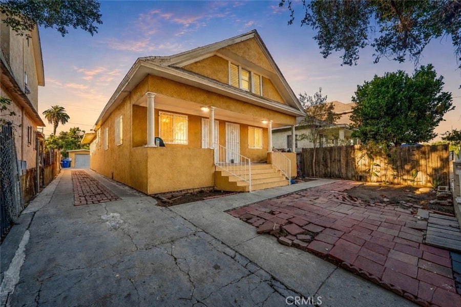 Property photo for 651 E 53rd, Los Angeles, CA
