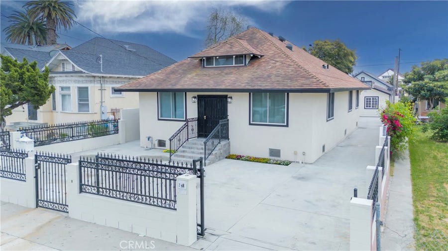 Property photo for 232 W 40th Place, Los Angeles, CA