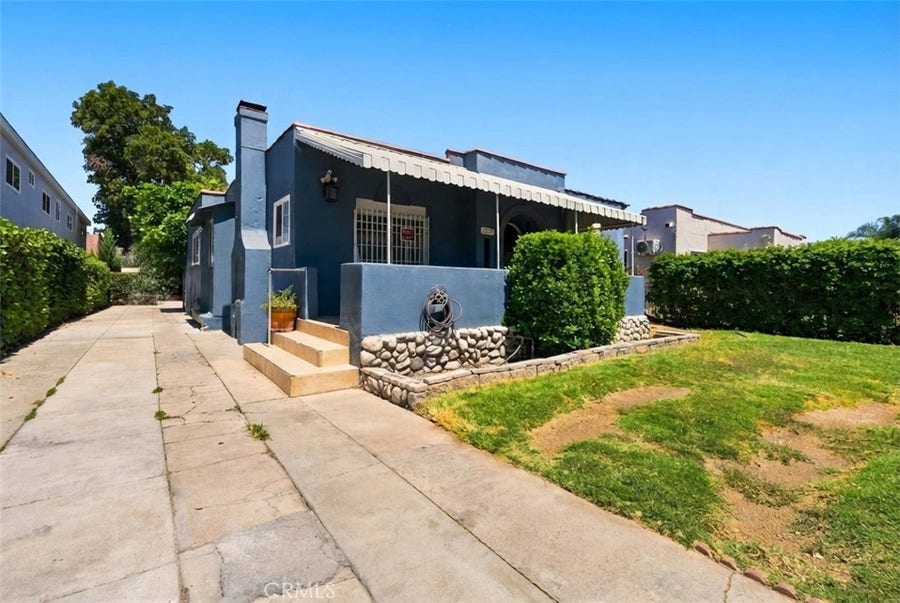 Property photo for 3337 Los Flores, Lynwood, CA