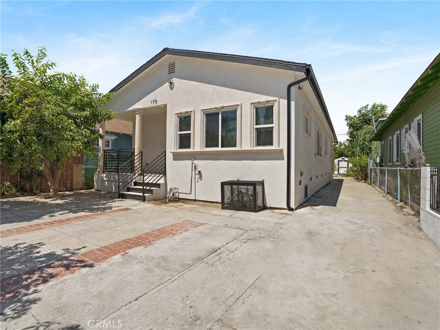 Property photo for 175 E 49th, Los Angeles, CA