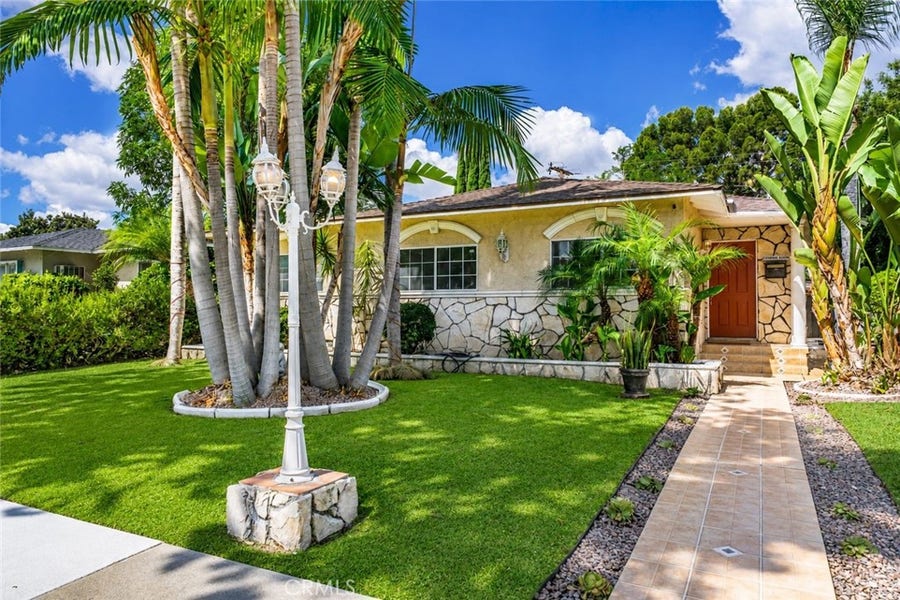 Property photo for 10529 La Mirada blvd, Whittier, CA