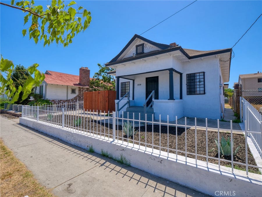Property photo for 1028 E 10th, Long Beach, CA