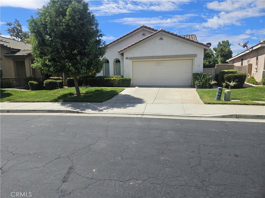 Property photo for 28239 Long Meadow Drive, Menifee, CA